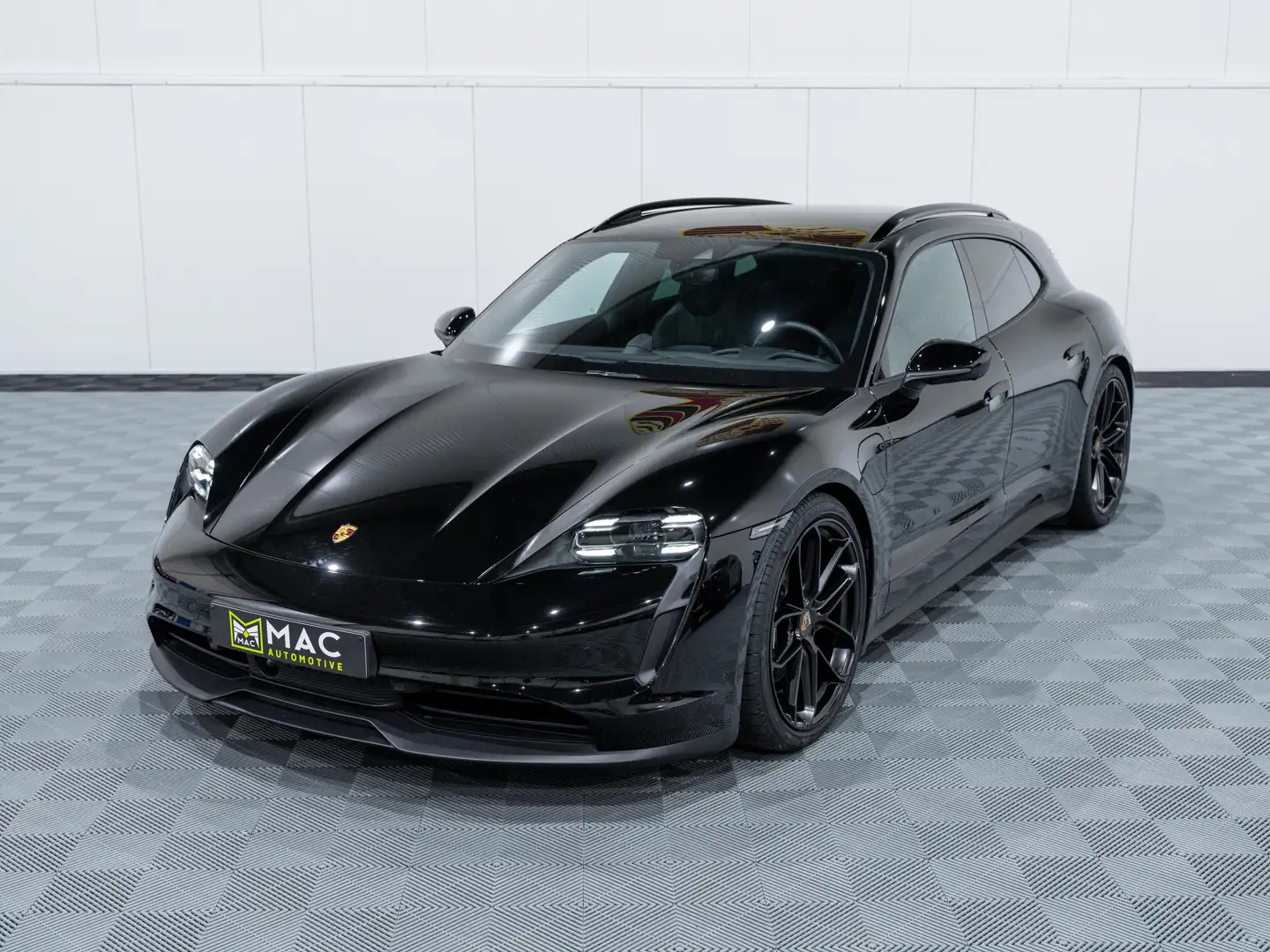 Porsche Taycan Sport Turismo Perf Batt+/Sport Chrono/21inch/Full Noir - 2