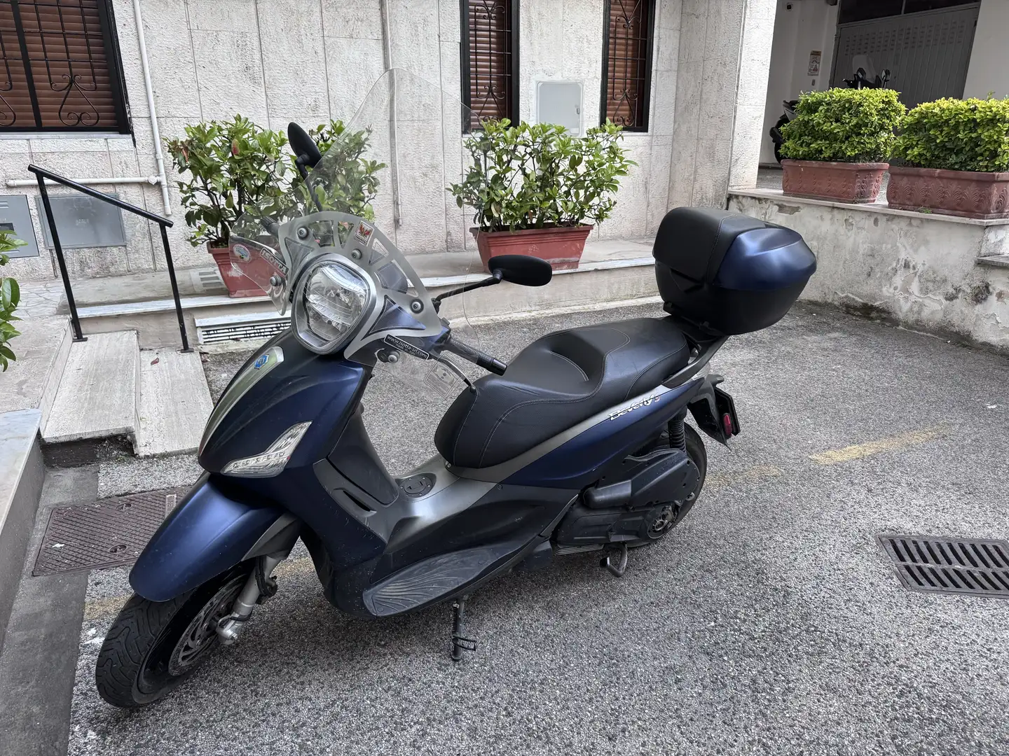 Piaggio Beverly 300 Beverly S 300 - 2