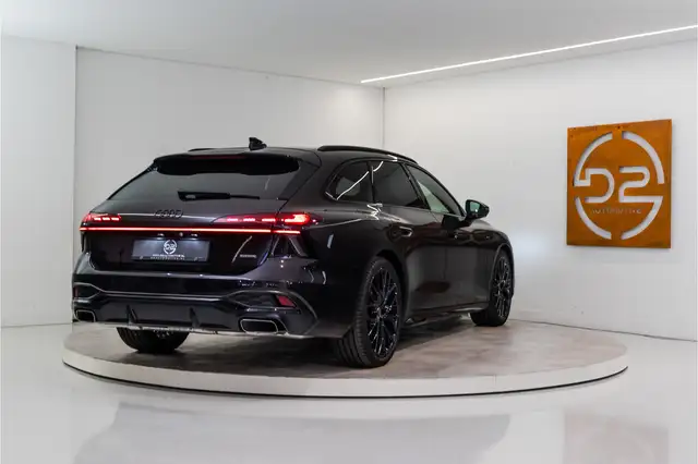 Audi A6 view 5