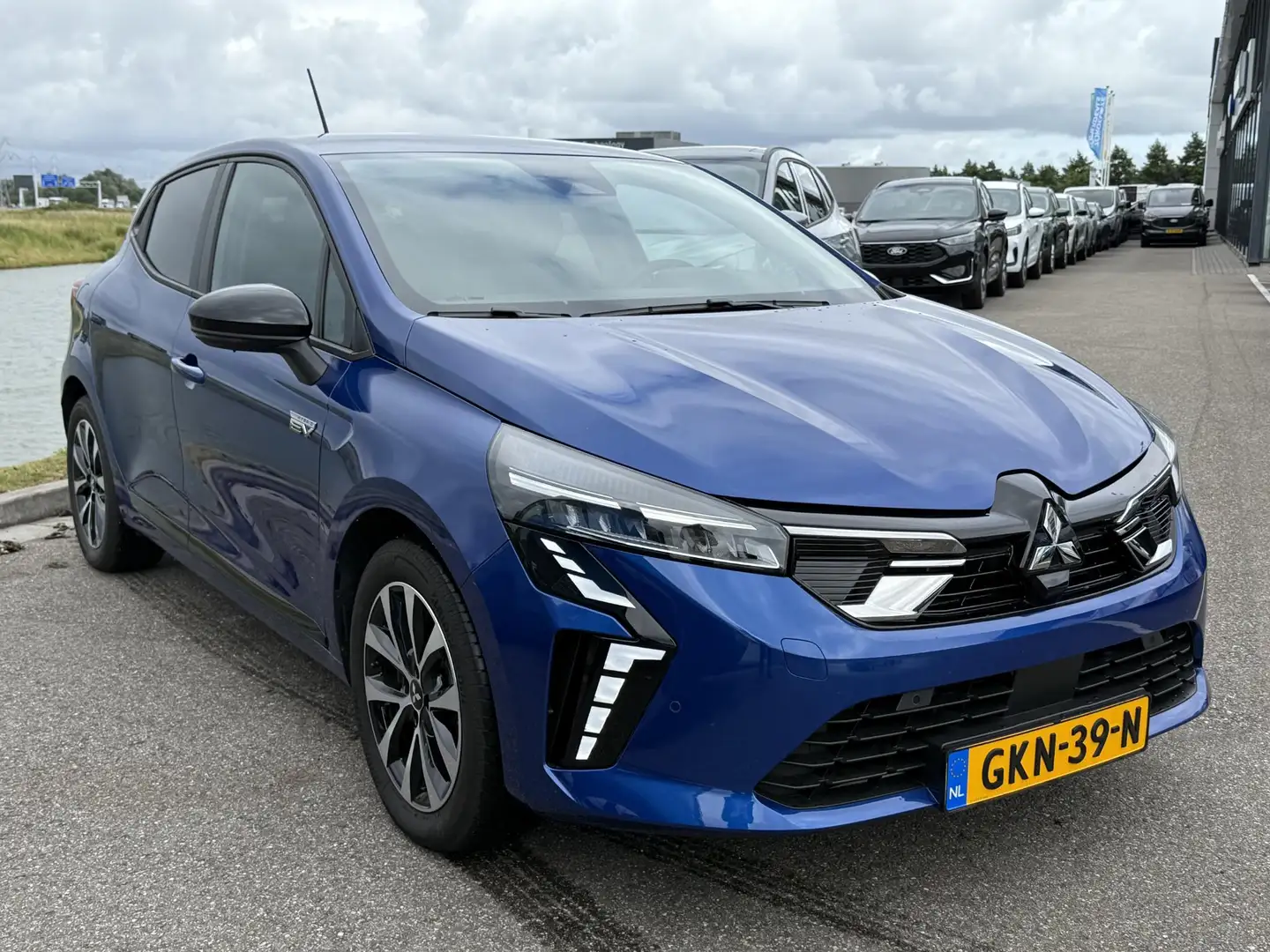 Mitsubishi Colt 1.6 HEV Intense Automaat | 8 Jaar Fabrieksgarantie Blauw - 2