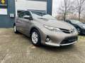 Toyota Auris Hybrid Comfort aus erster Hand mit Scheckheft Marrón - thumbnail 2