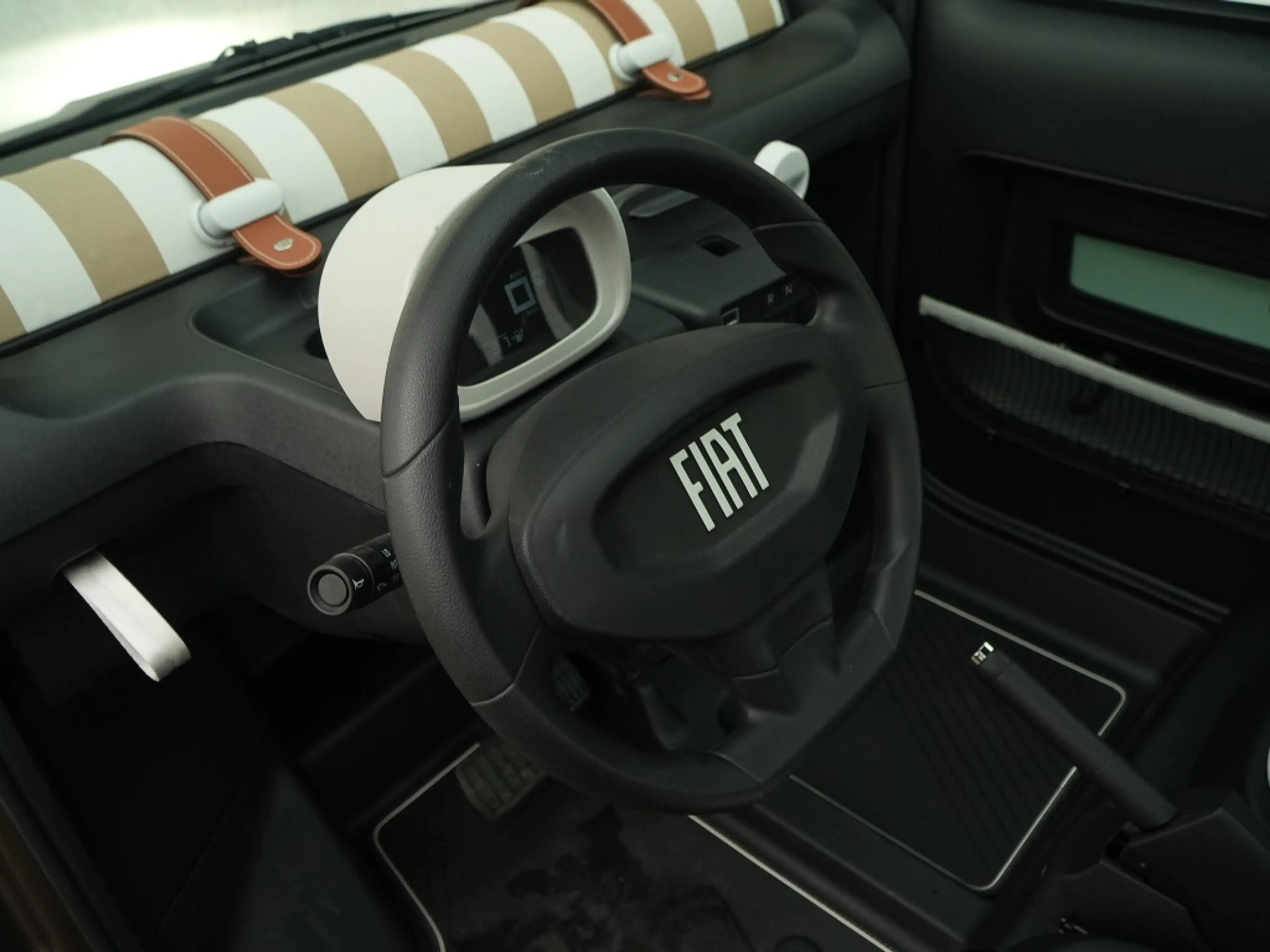 Fiat Topolino "Barista Edition" | Moka Matt — photo 10