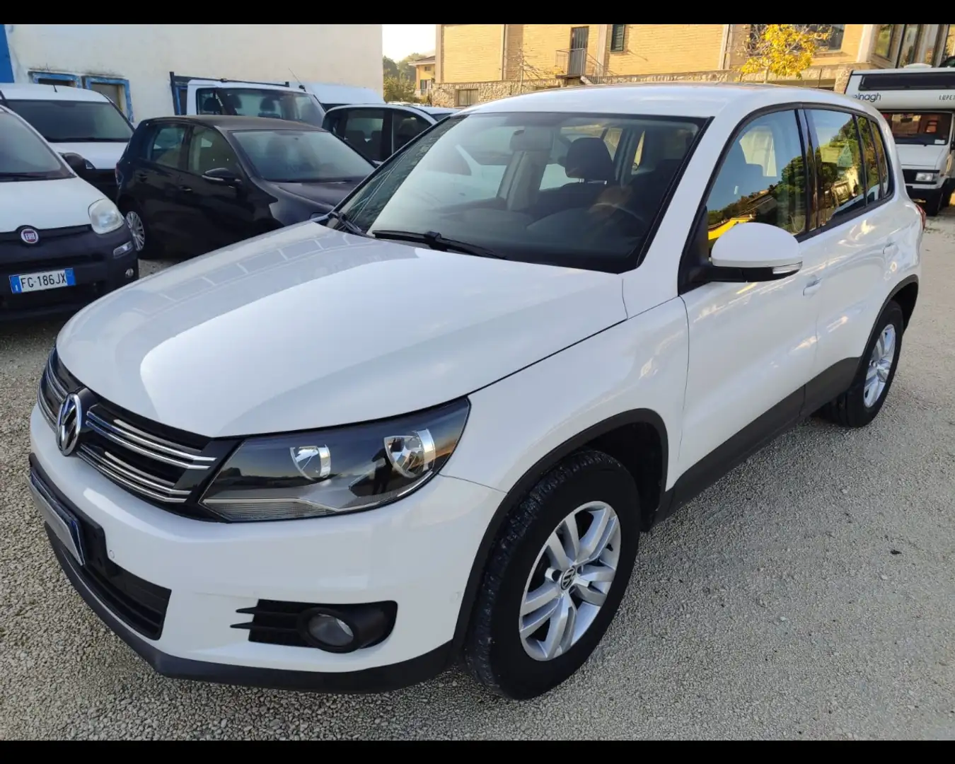 Volkswagen Tiguan 1ª serie - Tiguan 2.0 TDI 110 CV Trend & Fun BlueM Bianco - 1