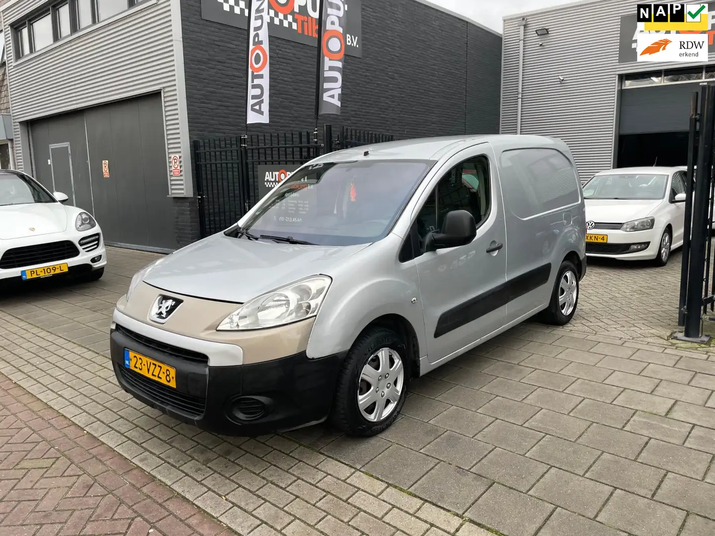Peugeot Partner 120 1.6 HDI L1 XT Trekhaak Airco NAP APK Grijs - 1