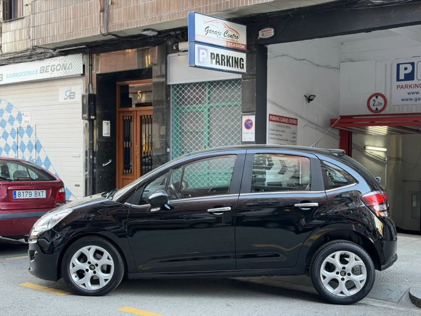 Citroen C3 1.2 PureTech S&S Feel 83 Negro - 2