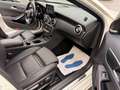 Mercedes-Benz A 200 AMG LINE AUTOMATIK 1.HAND*PANO*LEDER*LED* Blanco - thumbnail 14