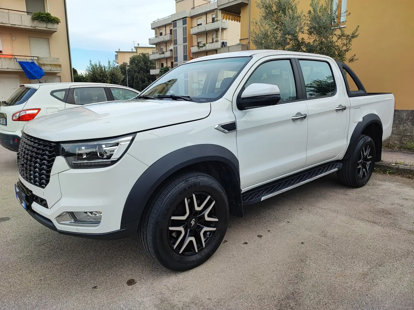 DR Automobiles PK8 2.0 turbo diesel 4x4 136cv - 1