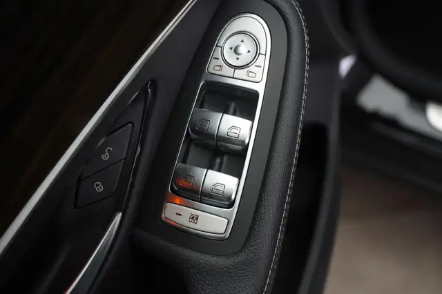 Mercedes-Benz GLC view 28
