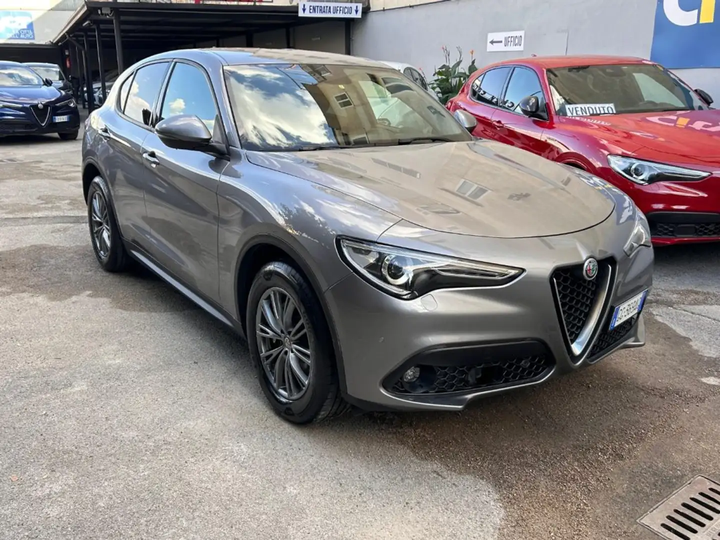 Alfa Romeo Stelvio 2.2 Turbodiesel 190 CV AT8 Q4 Business Grigio - 1