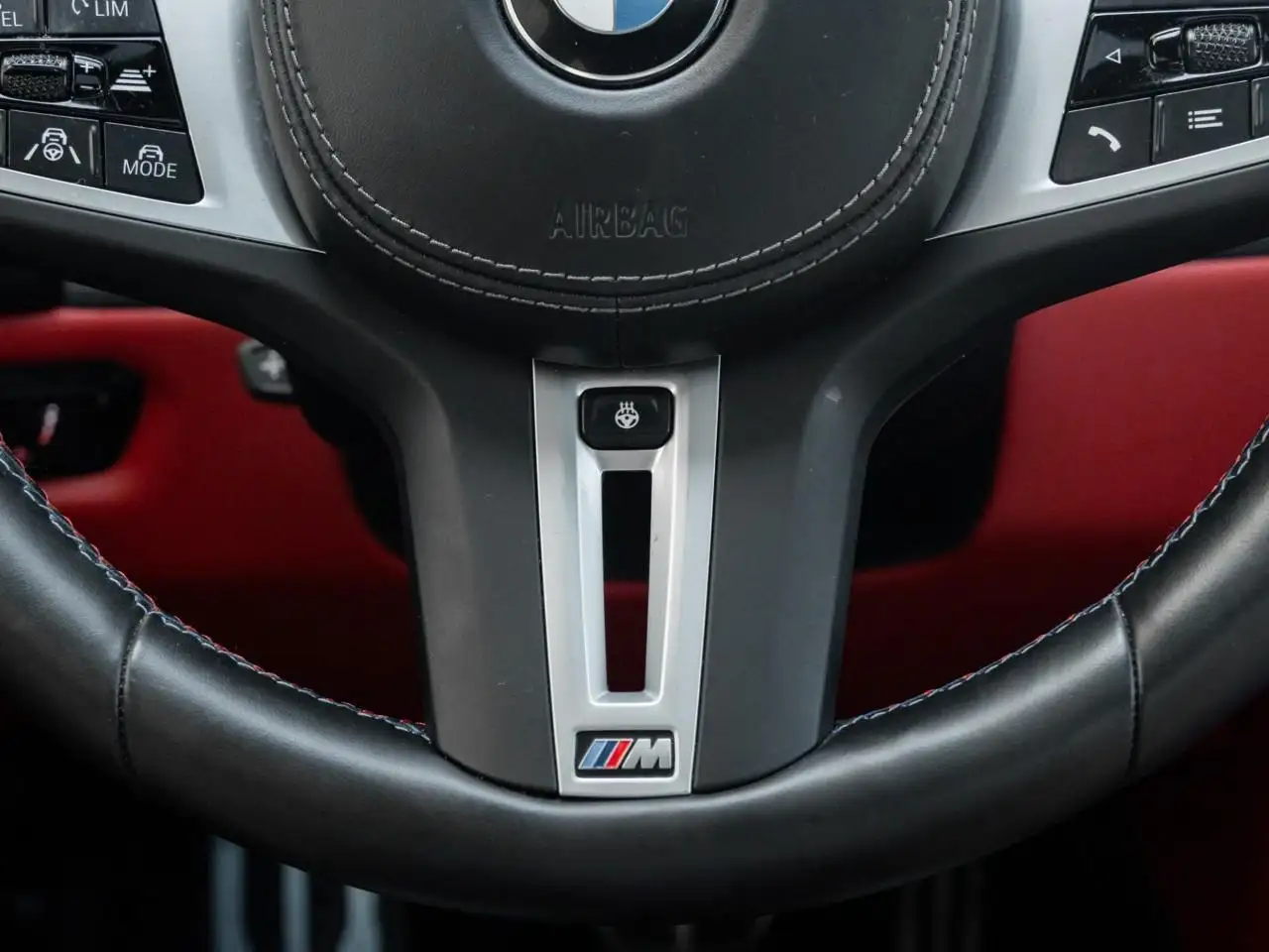 BMW 8 Series photo BMW 8 Series