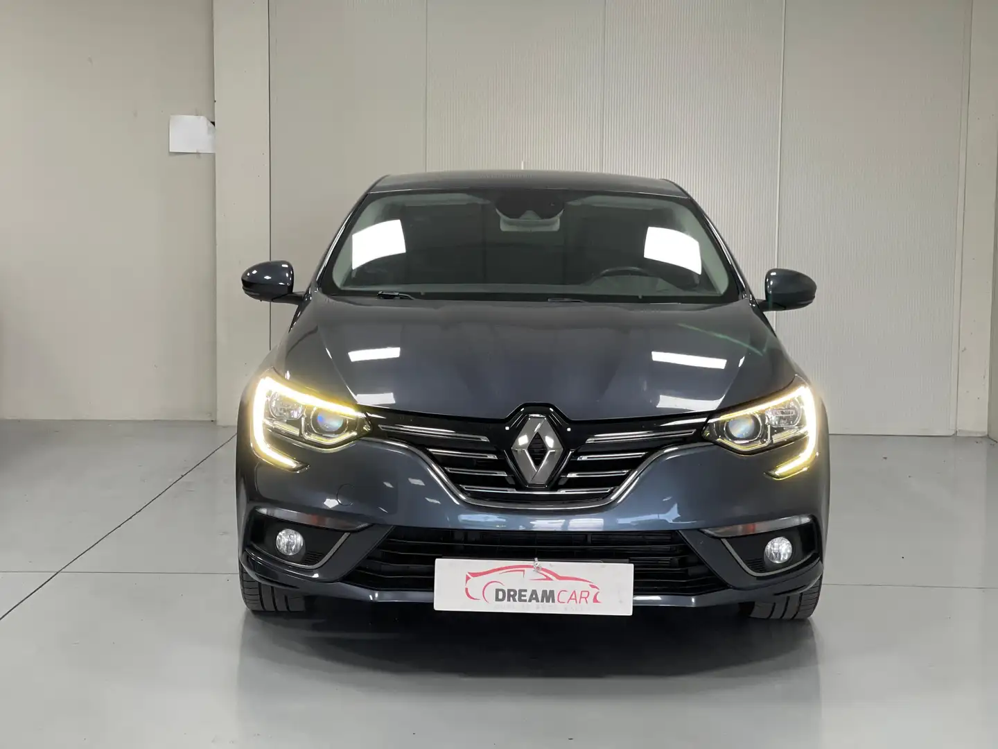 Renault Megane MEGANE IV BERLINA DCI 110 ENERGY INTENS Gris - 2
