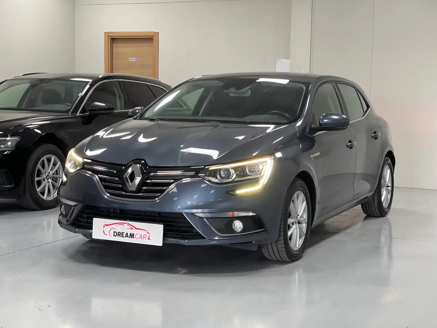 Renault Megane MEGANE IV BERLINA DCI 110 ENERGY INTENS Gris - 1