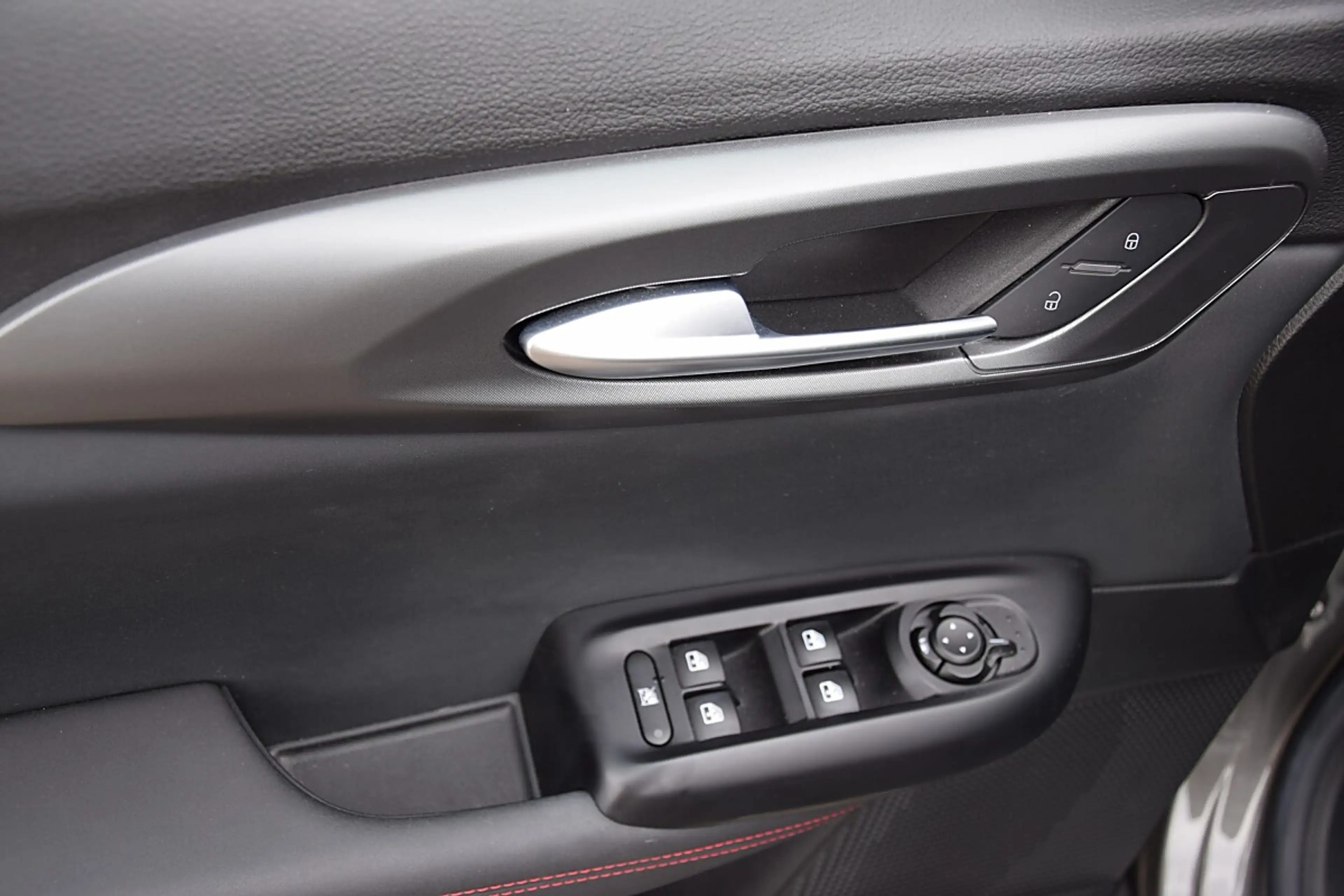 Alfa Romeo Tonale Edizione Speciale 1.5 T4 48V MHEV VGT DCT — photo 15
