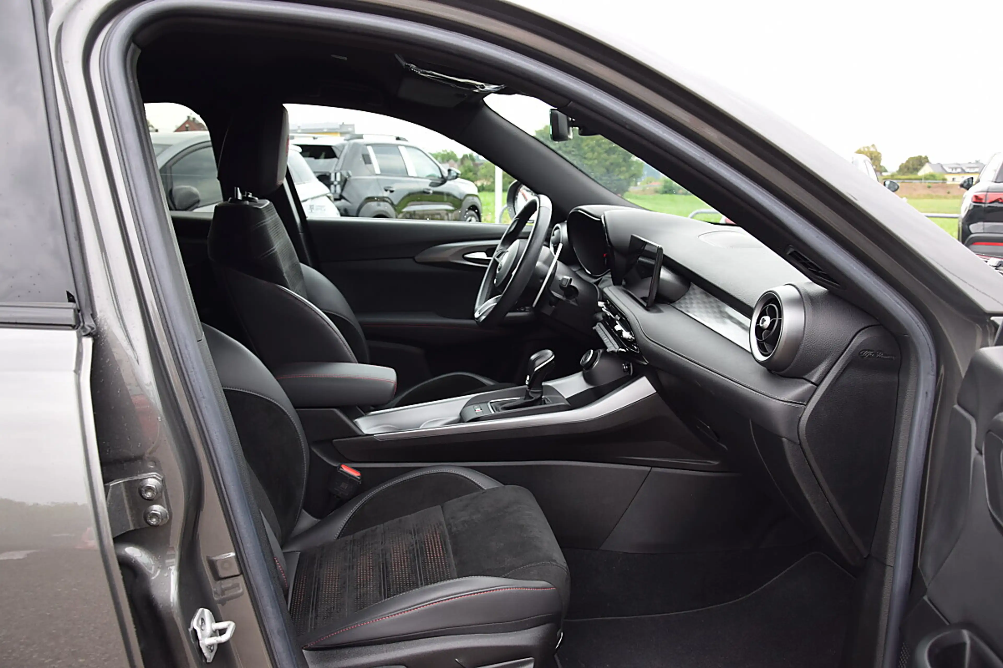Alfa Romeo Tonale Edizione Speciale 1.5 T4 48V MHEV VGT DCT — photo 11