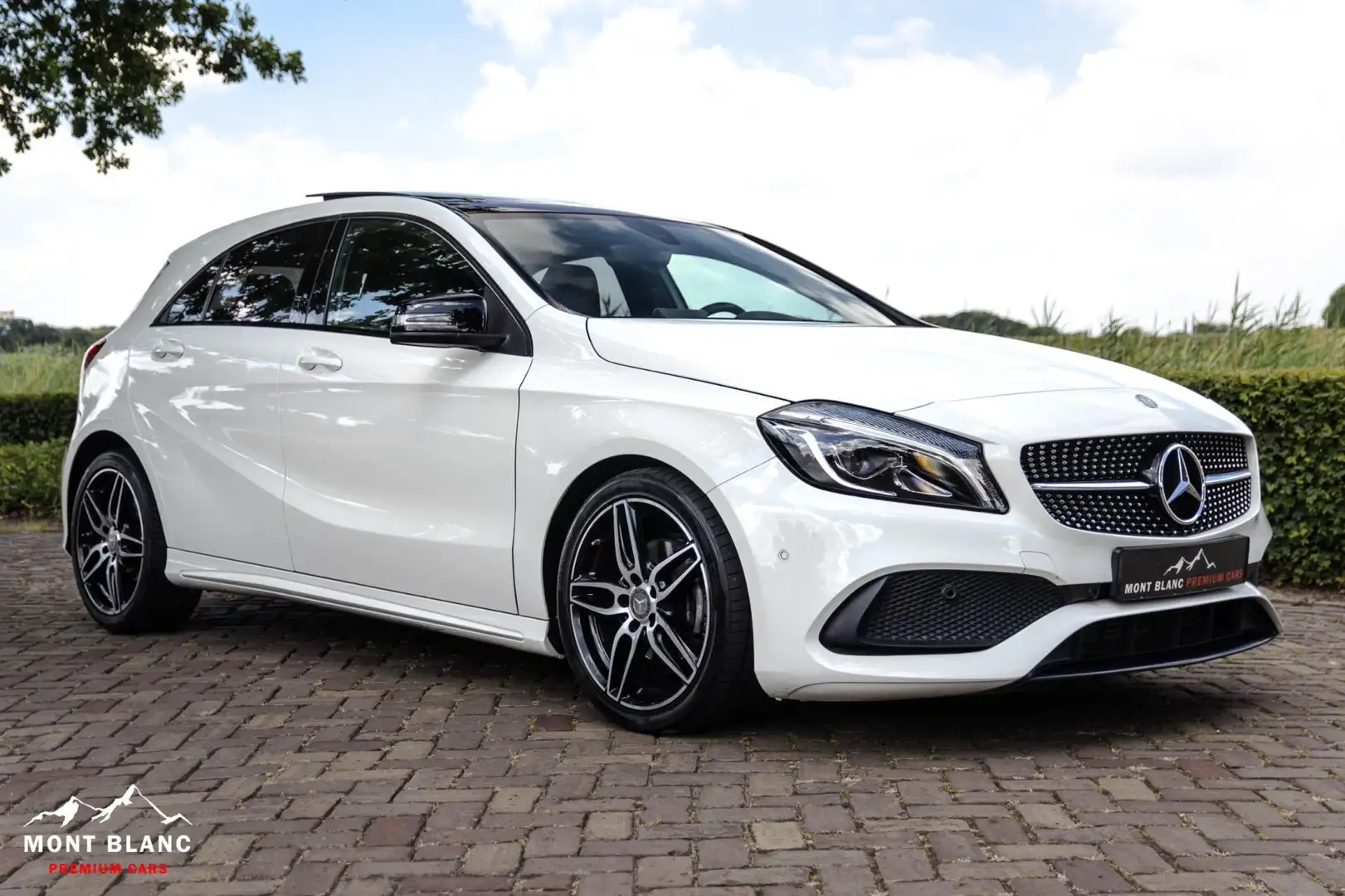 Mercedes-Benz A 200 Motorsport Edition|Pano.|AMG-pakket|Dynamic select Wit - 1