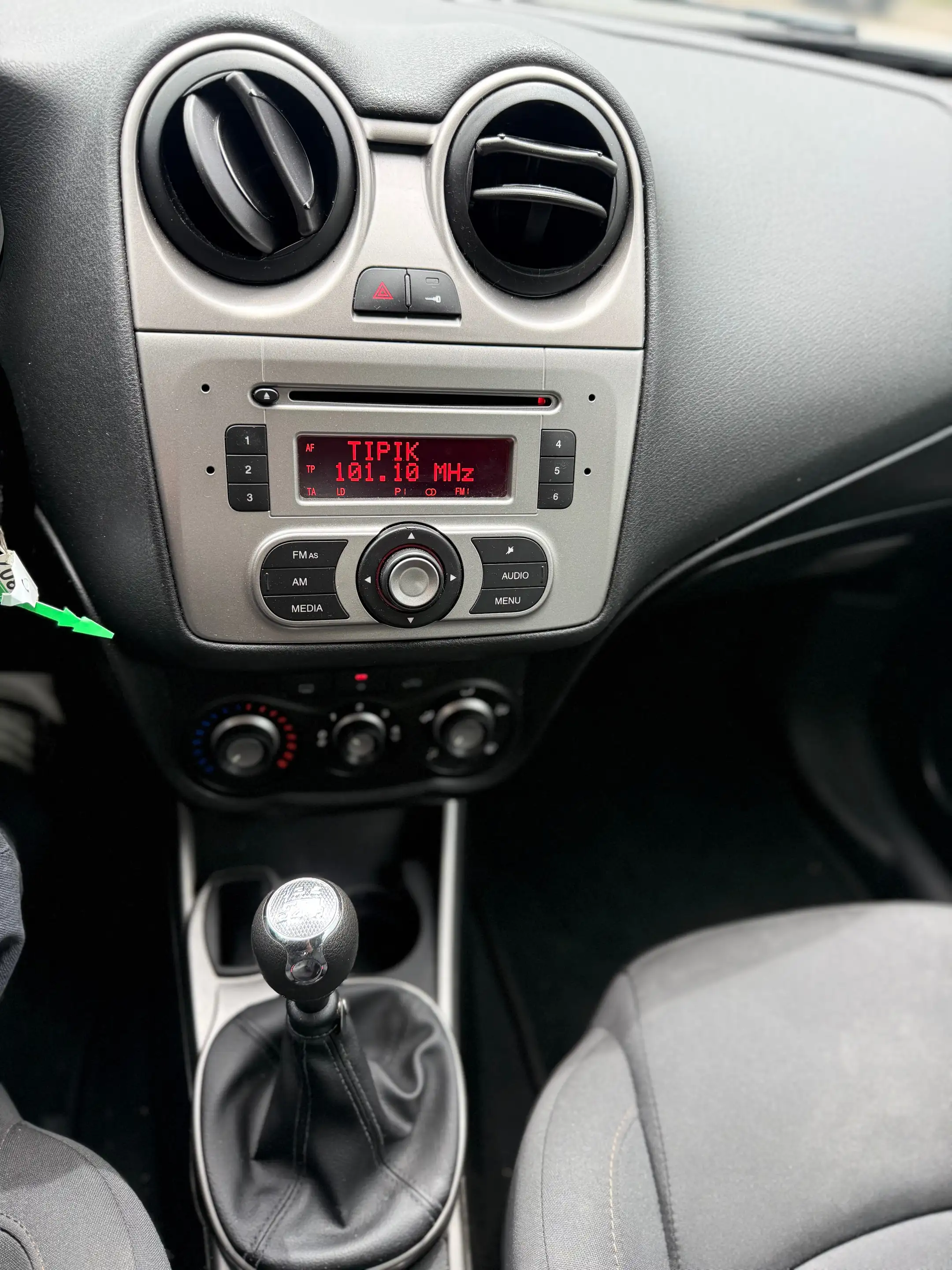 Alfa Romeo MiTo 1.4i 🚩PRETE A IMMATRICULÉ 🚩CLIM - GARANTIE — photo 8
