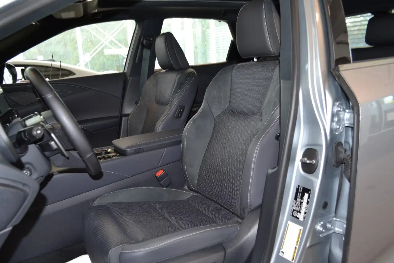Lexus RX photo Lexus RX