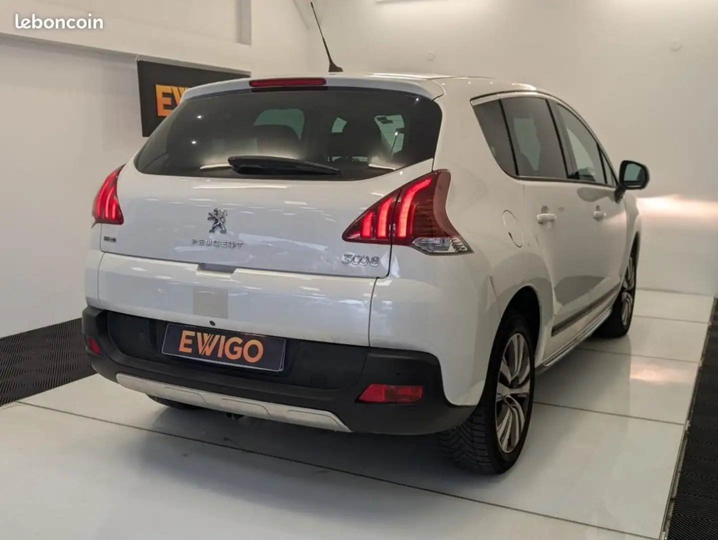 Peugeot 3008 1.2 PURETECH 130ch ALLURE Bianco - 2