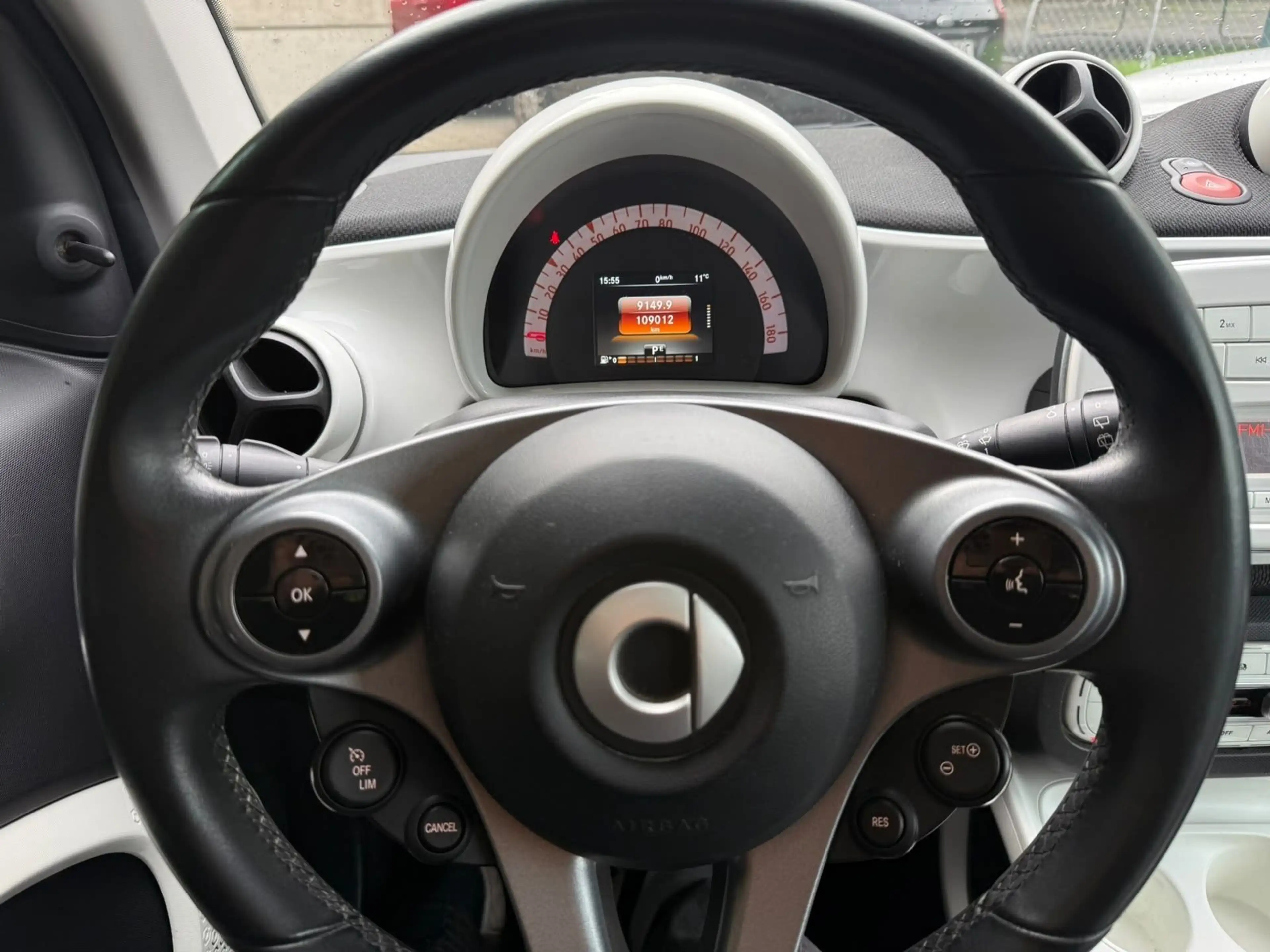 smart forTwo Passion-Pano-Automatik-8Fach Alu — photo 11