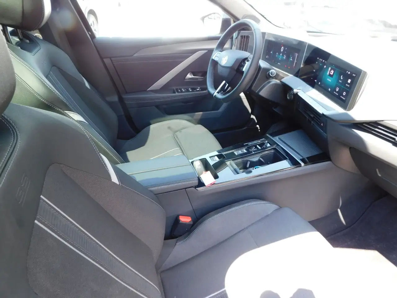 Opel Astra L Sports Tourer GS Automatik Panodach, миниатюра 15