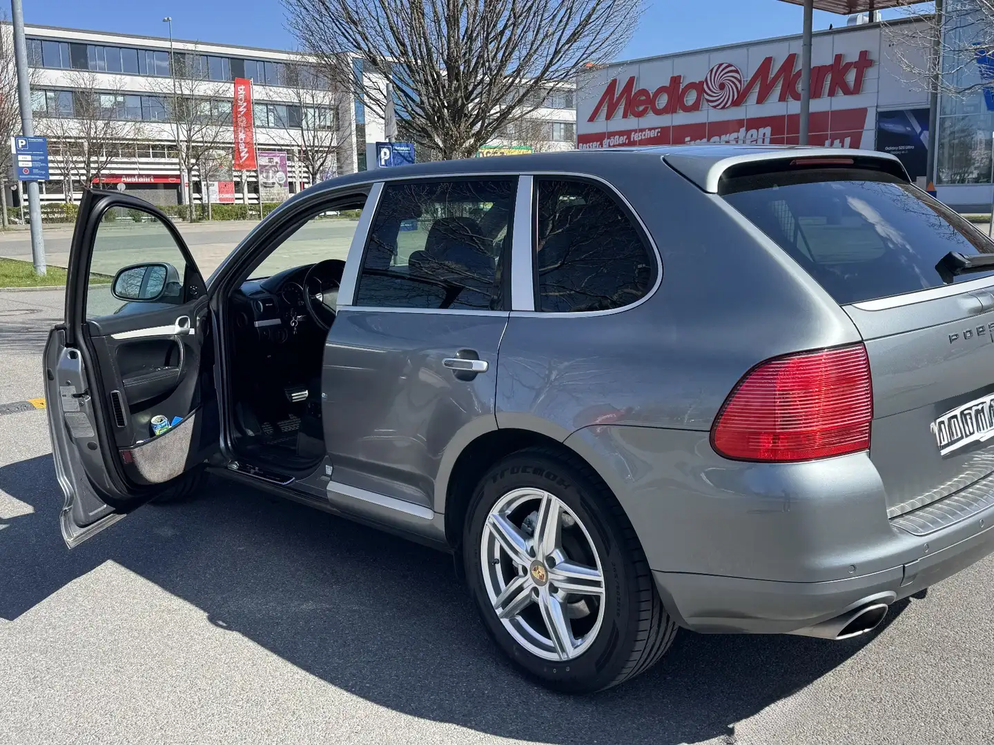 Porsche Cayenne Cayenne S Tiptronic Grau - 2