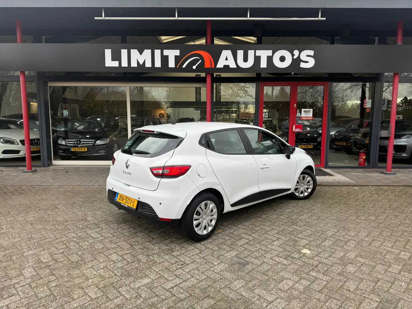 Renault Clio 1.2 16V/Airco/Cruise/Navi/Pdc/Elek.Ramen/Apk/Nap Wit - 2