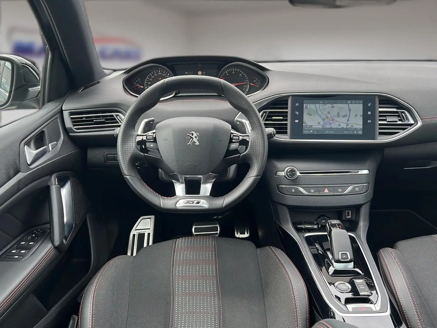 Peugeot 308 SW BlueHDi 130 EAT8 GT *Pano*Denon*AHK* Noir - 2
