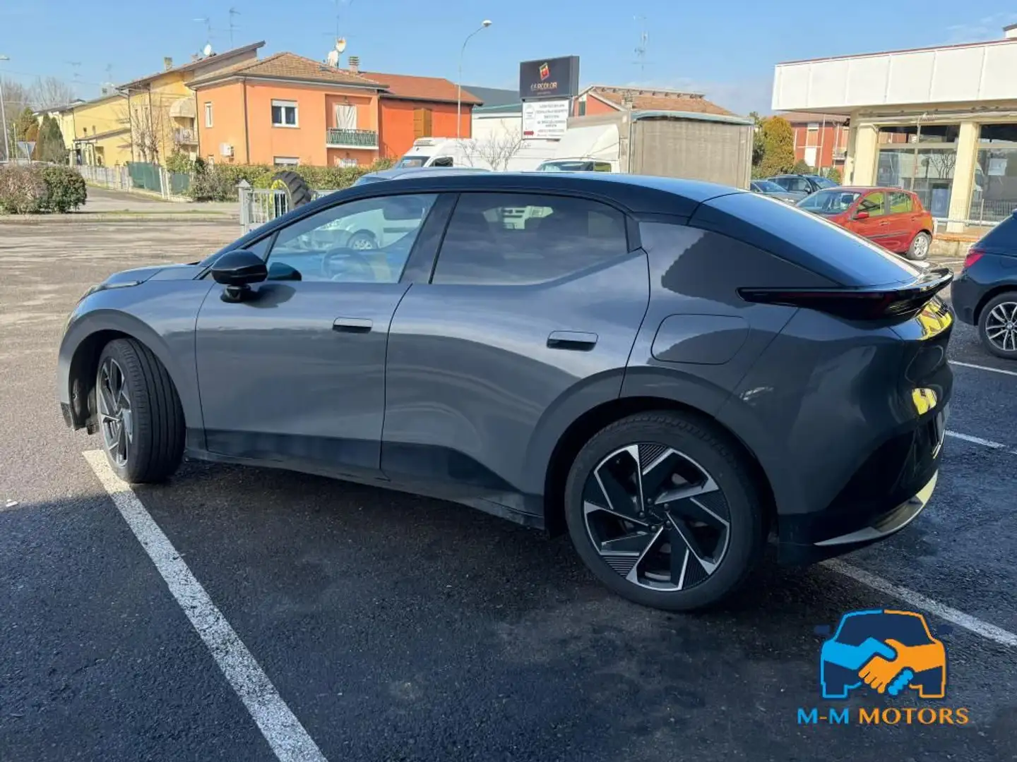 Lynk & Co 02 More Gris - 2