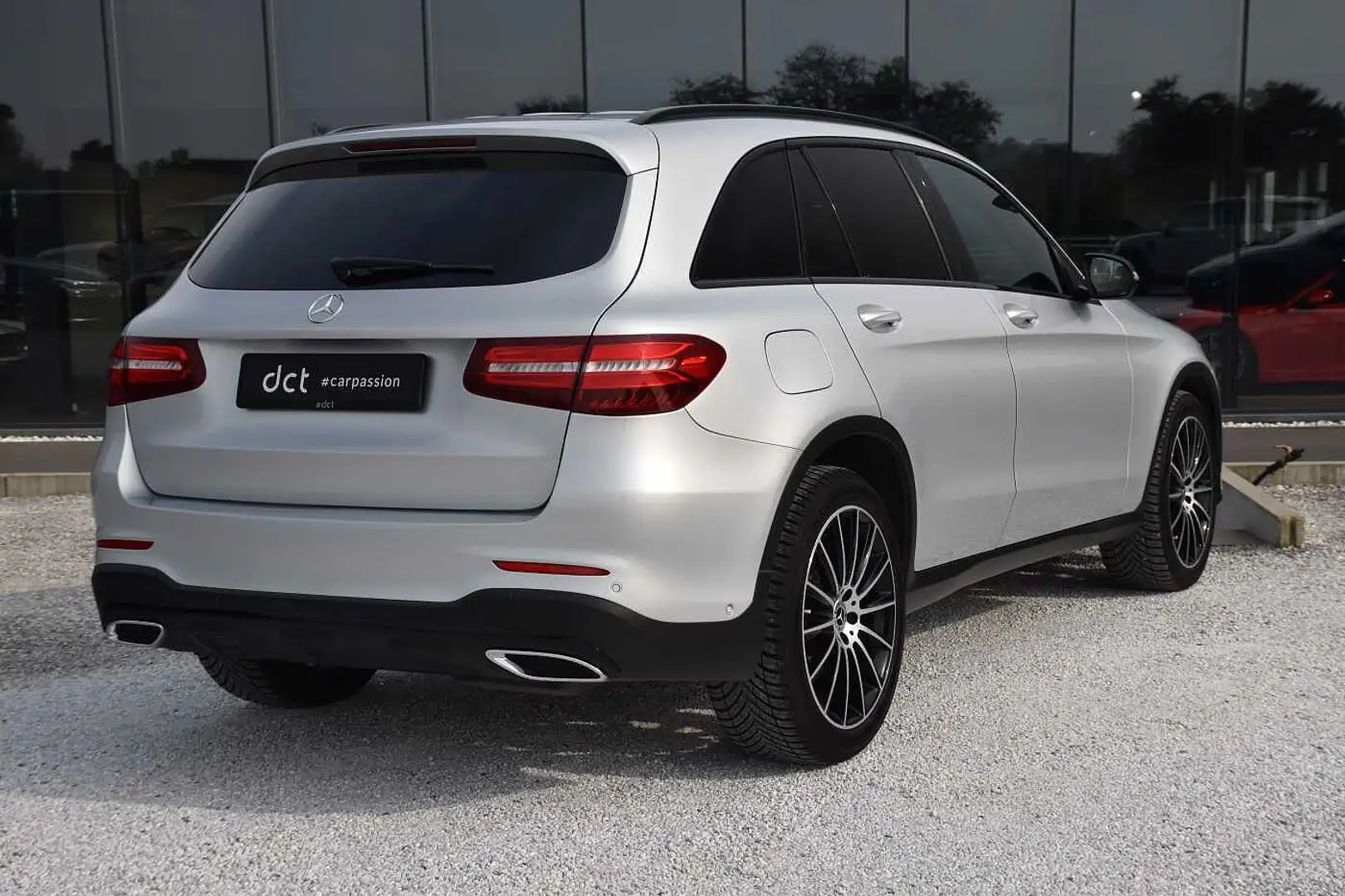 Mercedes-Benz GLC 250 d 4M AMG PANO Night Comand Zilver - 2