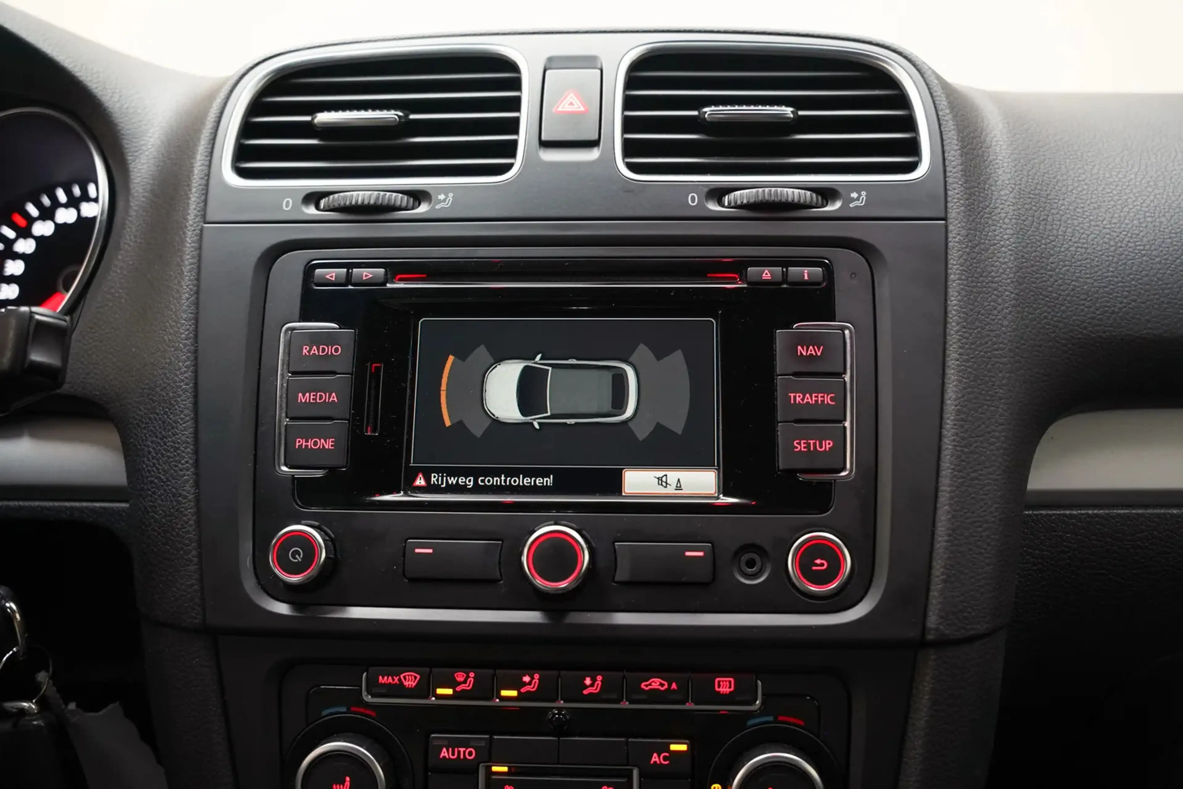 Volkswagen Golf Cabriolet 1,2 TSI BlueMotion [ Elek.dak Clima PDC Stoelverwa — photo 5