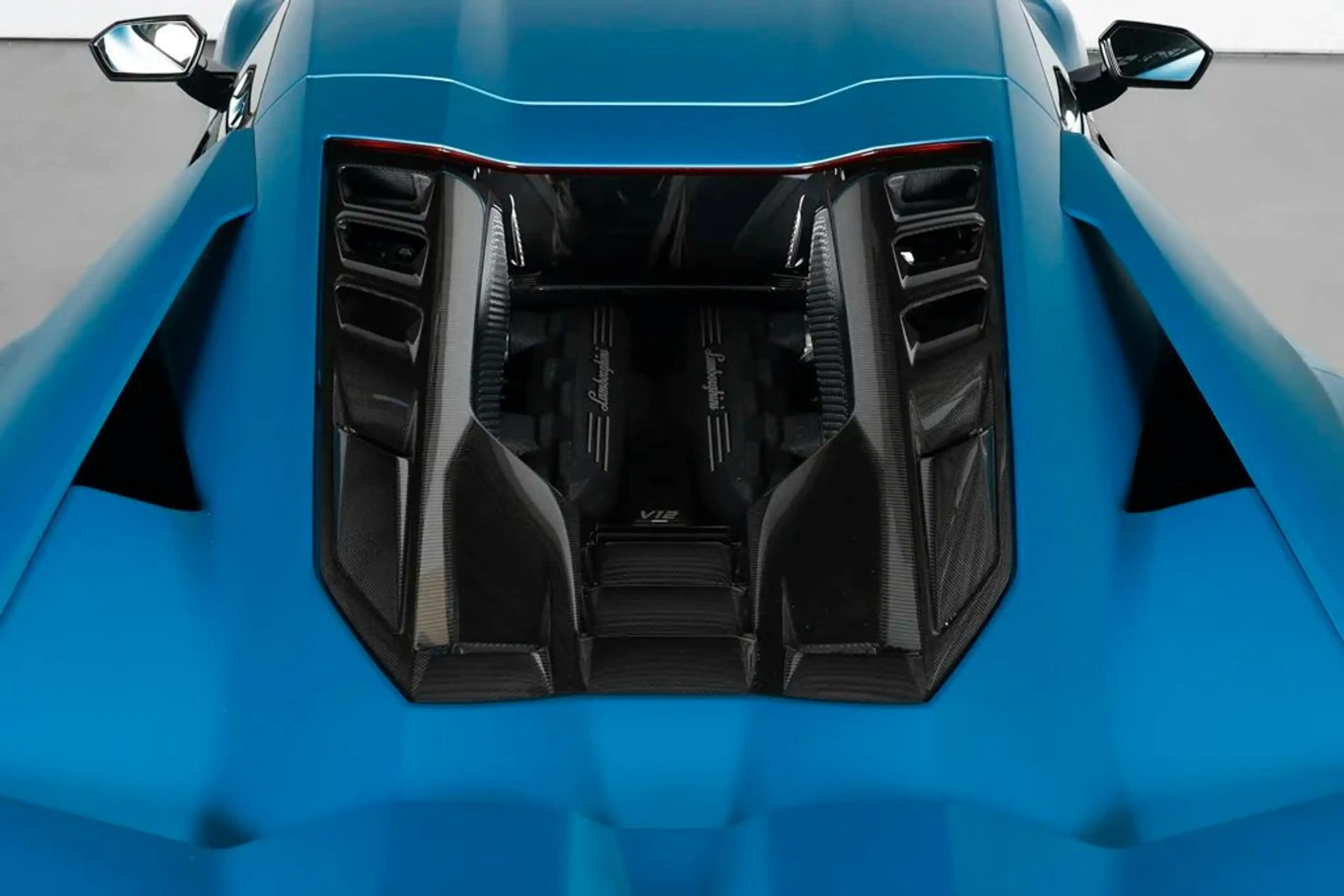Lamborghini Revuelto Blu Uranus Matt, Interior Ad Personam — photo 7