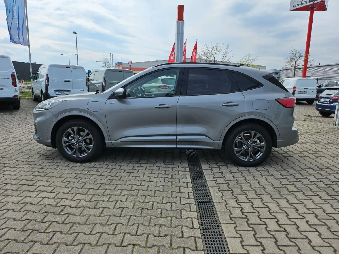 Ford Kuga Plug-In Hybrid Navi, Winterpaket Gris - 2