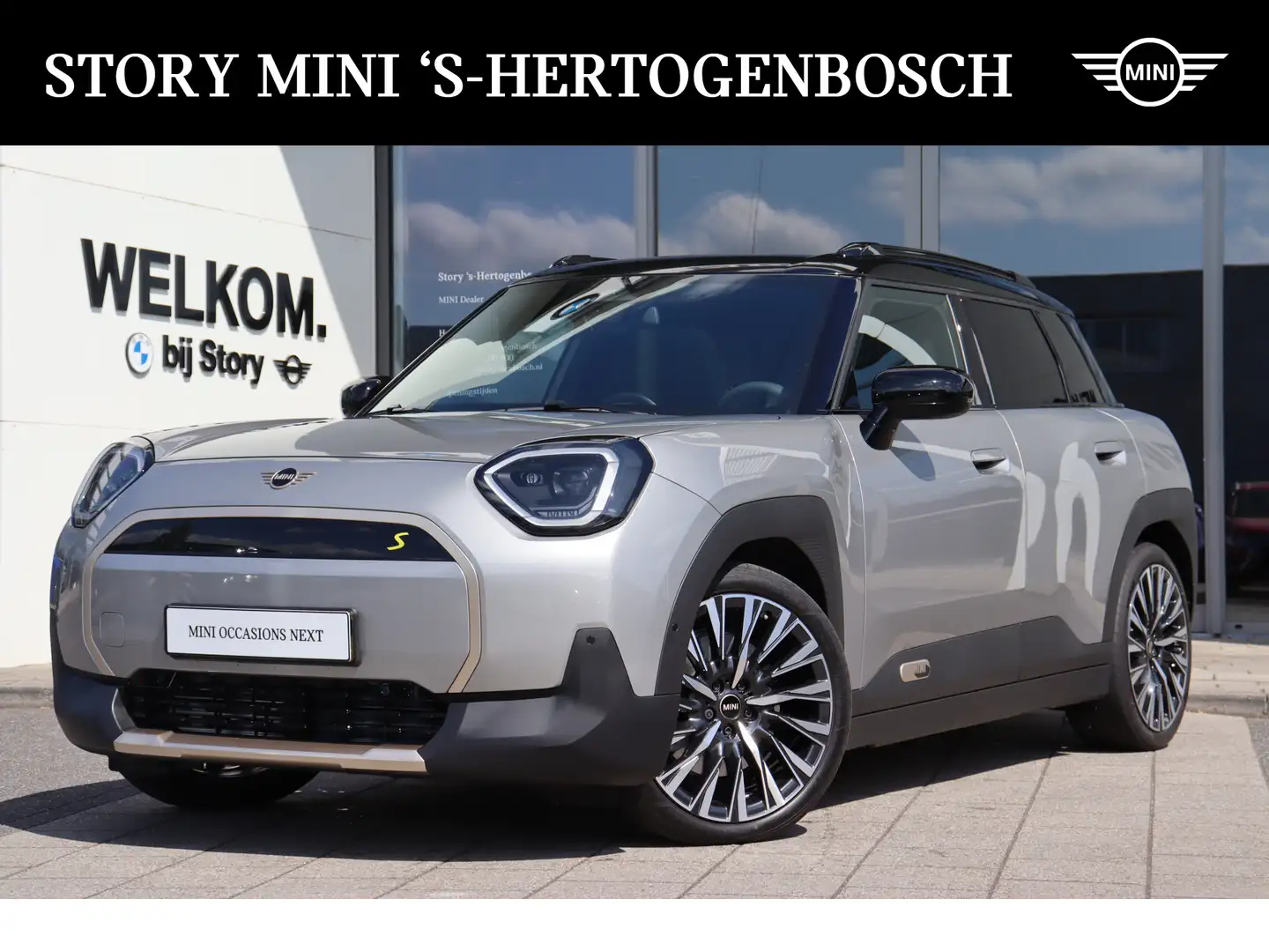 MINI Aceman SE / Favoured Trim / Pakket M / 19" Eternal Spoke Stříbrná - 1