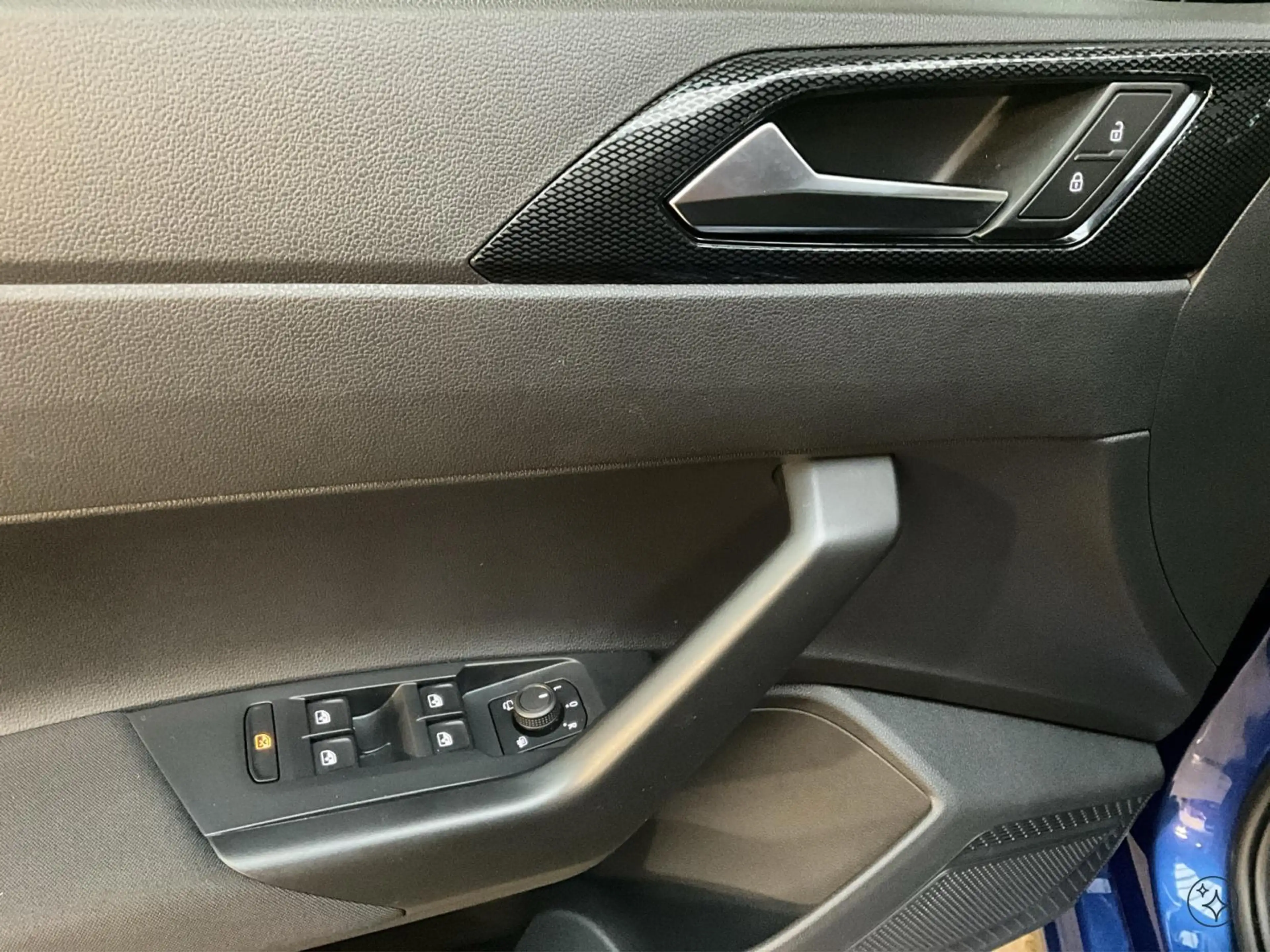 Volkswagen Polo Life+DSG+Park&Comfort+IQ-Drive+Light-Ass. — photo 14