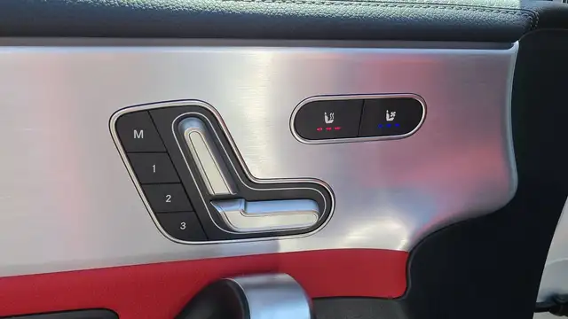 Mercedes-Benz A-Class view 13