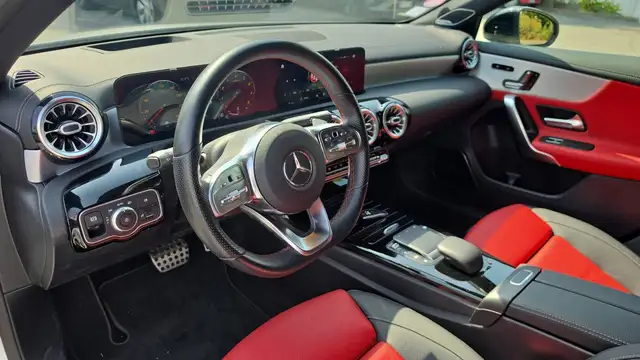 Mercedes-Benz A-Class view 8