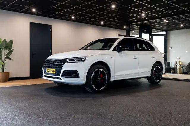 Audi Q5 view 25
