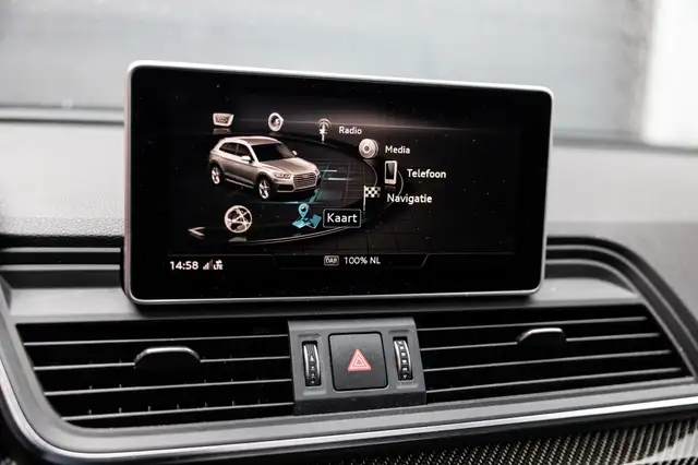 Audi Q5 view 24