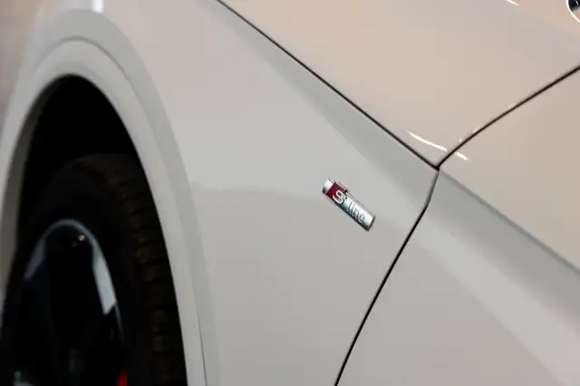 Audi Q5 view 23