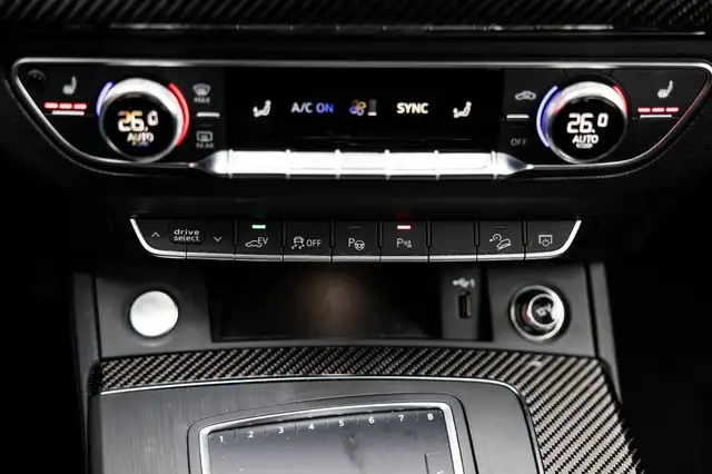Audi Q5 view 27