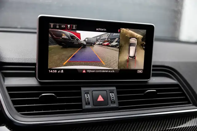 Audi Q5 view 16