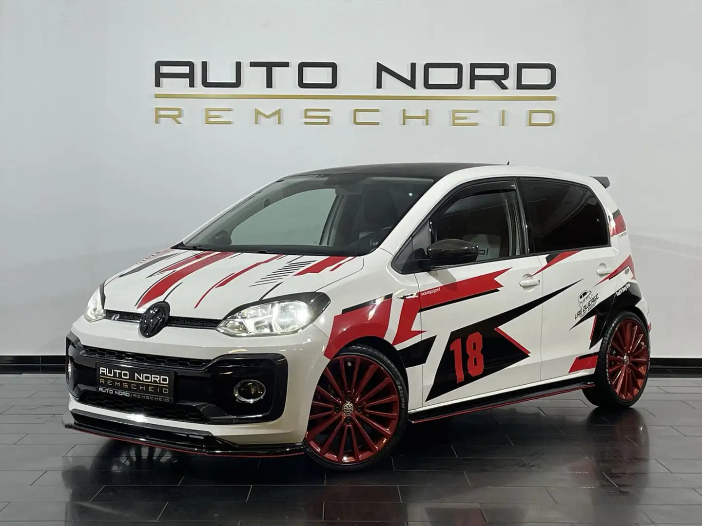 Volkswagen up! R-Line Optik *H&R*CSR*VOGTLAND*MAXTON*JBL*17 Weiß - 1