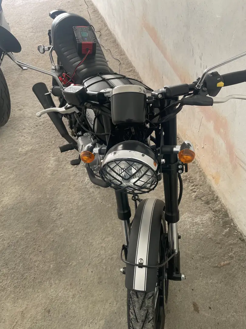 Mash Café Racer - 2