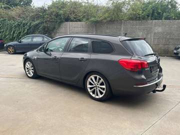 Break Sports Tourer 1.4 benzine 2014 met 112000km*KETTINGMOTOR*GPS*TREKHAAK*CAMERA*