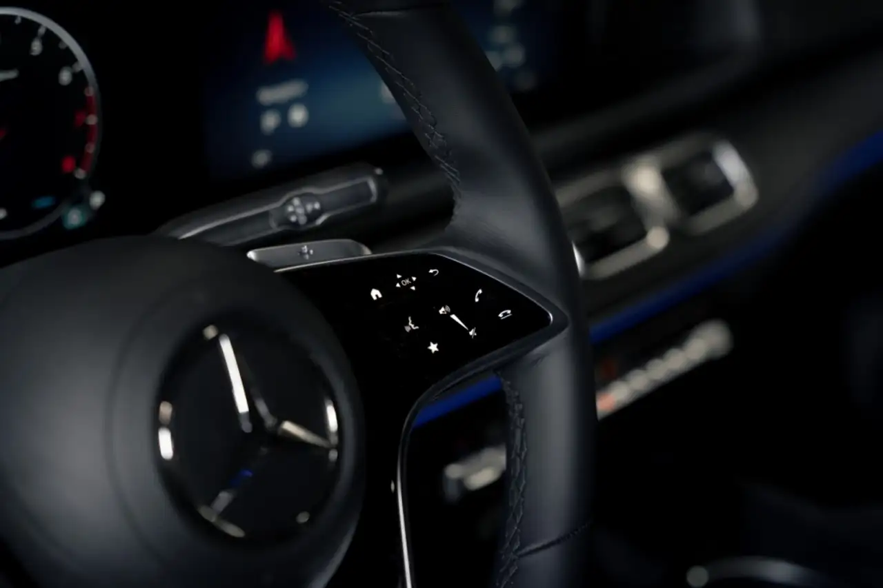 Mercedes-Benz GLE снимка Mercedes-Benz GLE
