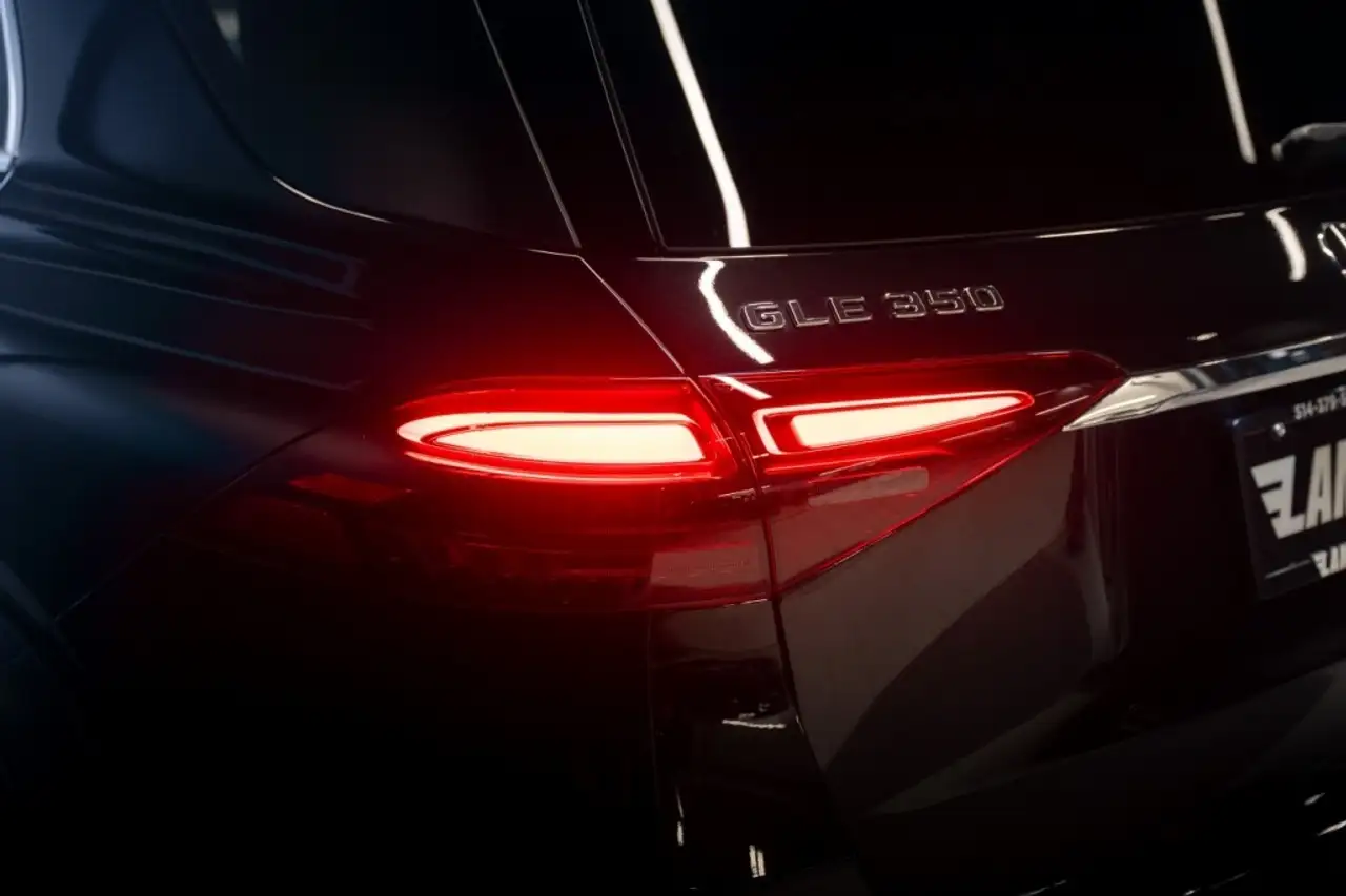 Mercedes-Benz GLE снимка Mercedes-Benz GLE