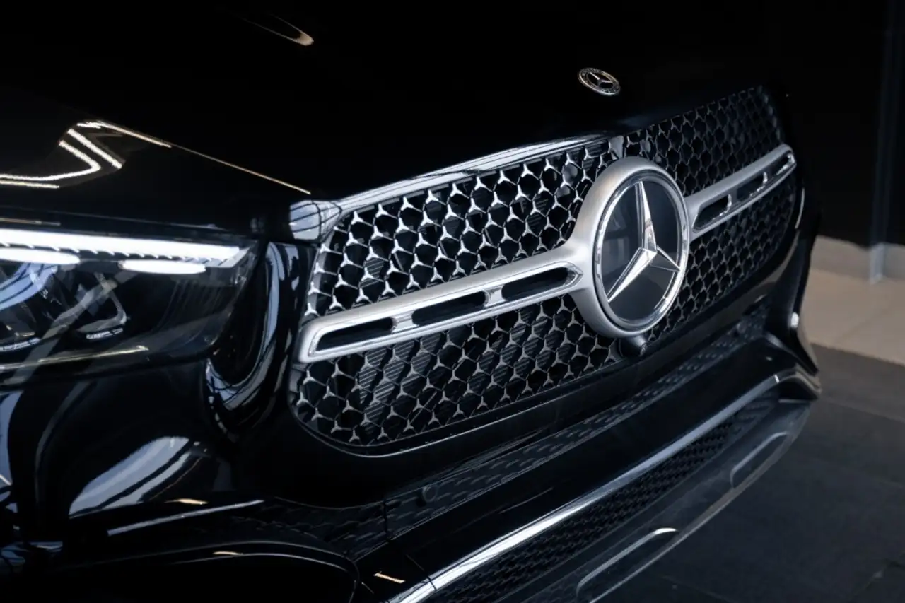 Mercedes-Benz GLE снимка Mercedes-Benz GLE