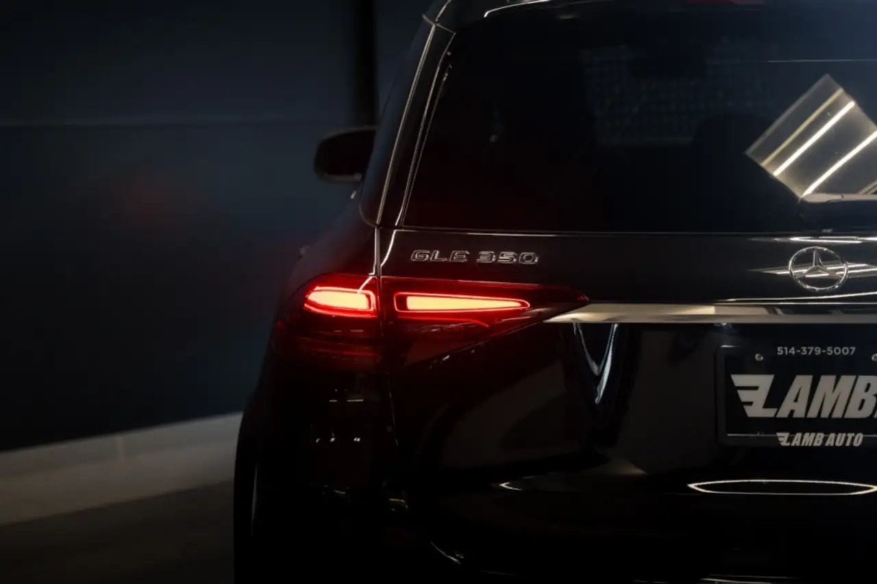 Mercedes-Benz GLE снимка Mercedes-Benz GLE