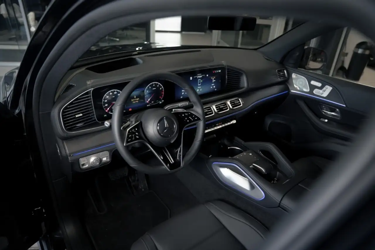 Mercedes-Benz GLE снимка Mercedes-Benz GLE