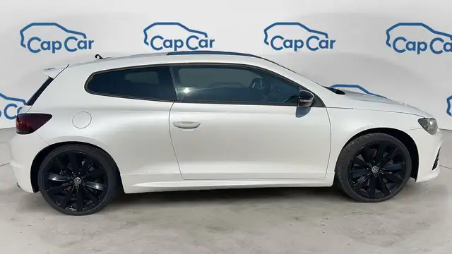 Volkswagen Scirocco view 4